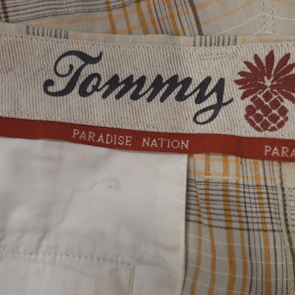 Tommy Bahama Linen Silk Shorts Size 38 Plaid Beach Resortwear Vocation Travel